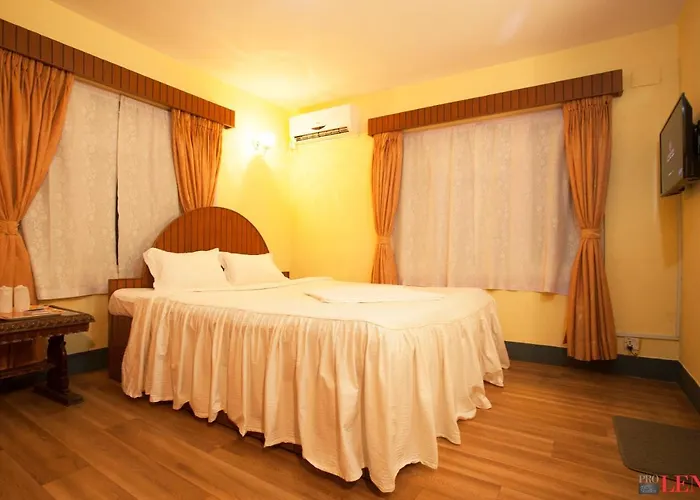 Hotel Melungtse & *